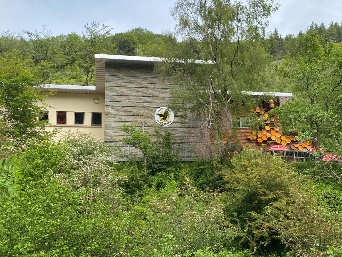 Ty-Nance Cottage Caerphilly Exterior photo