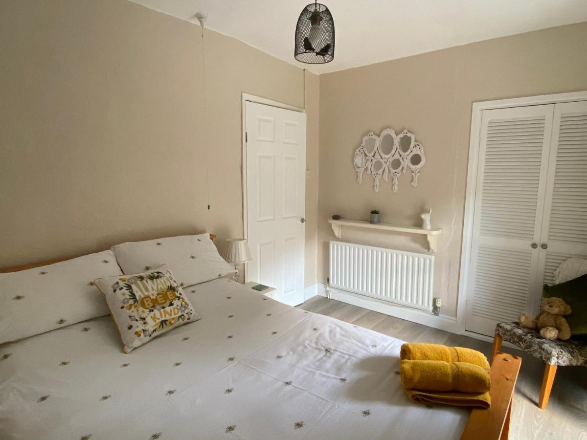 Ty-Nance Cottage Caerphilly Exterior photo